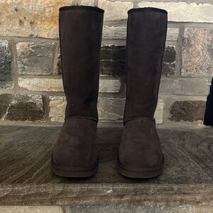 Classic Tall Uggs Chocolate